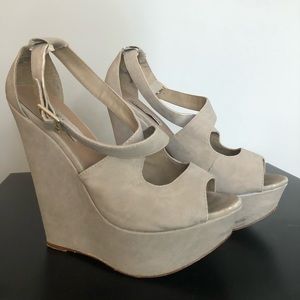 Steve Madden wedges